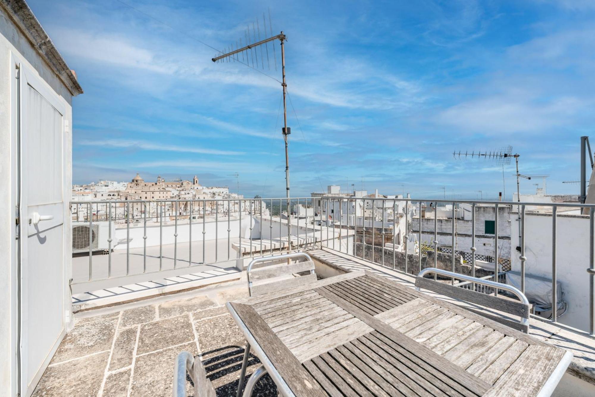 Casa Colombo & Casa Scipione By Rentbeat Hotel Ostuni Exterior foto